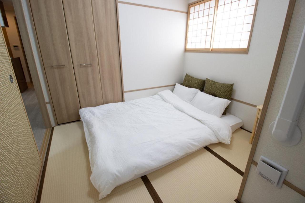H2H Shinsaibashi Appartement Osaka Buitenkant foto