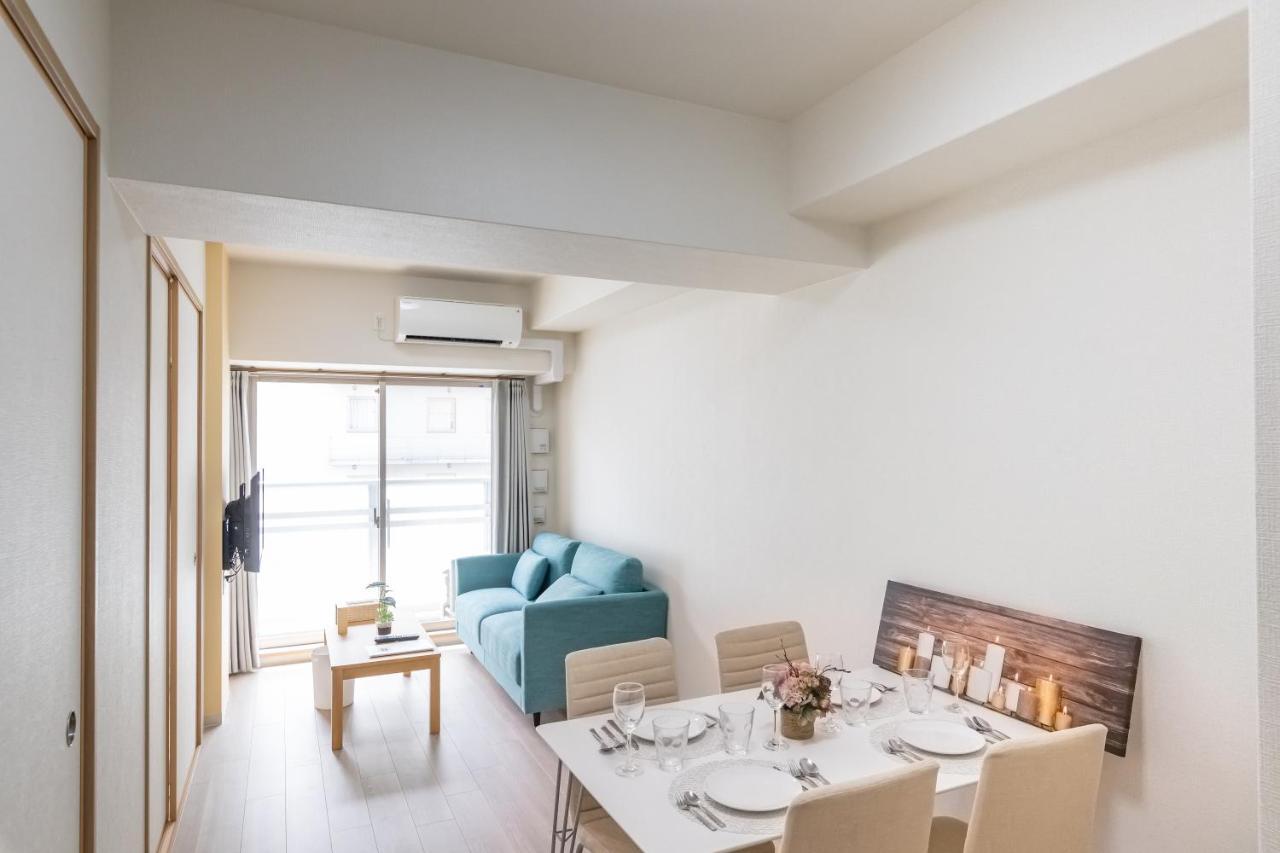 H2H Shinsaibashi Appartement Osaka Buitenkant foto