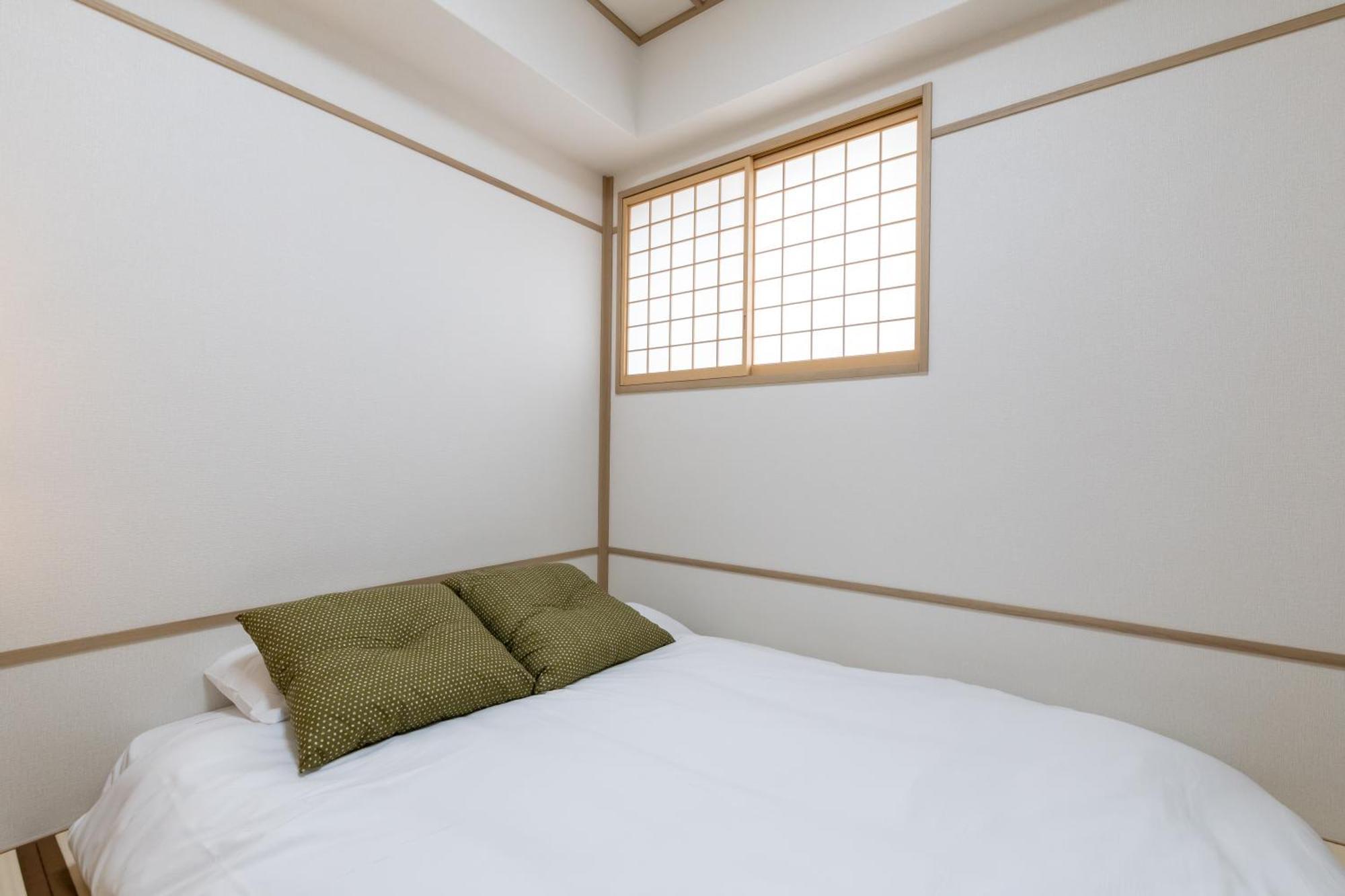 H2H Shinsaibashi Appartement Osaka Buitenkant foto
