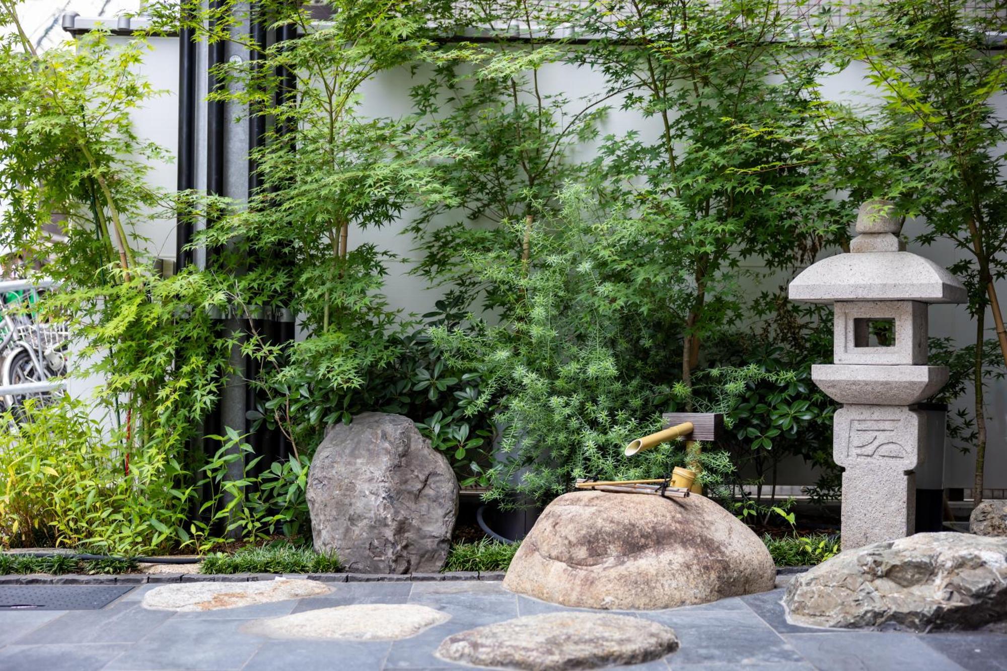 H2H Shinsaibashi Appartement Osaka Buitenkant foto
