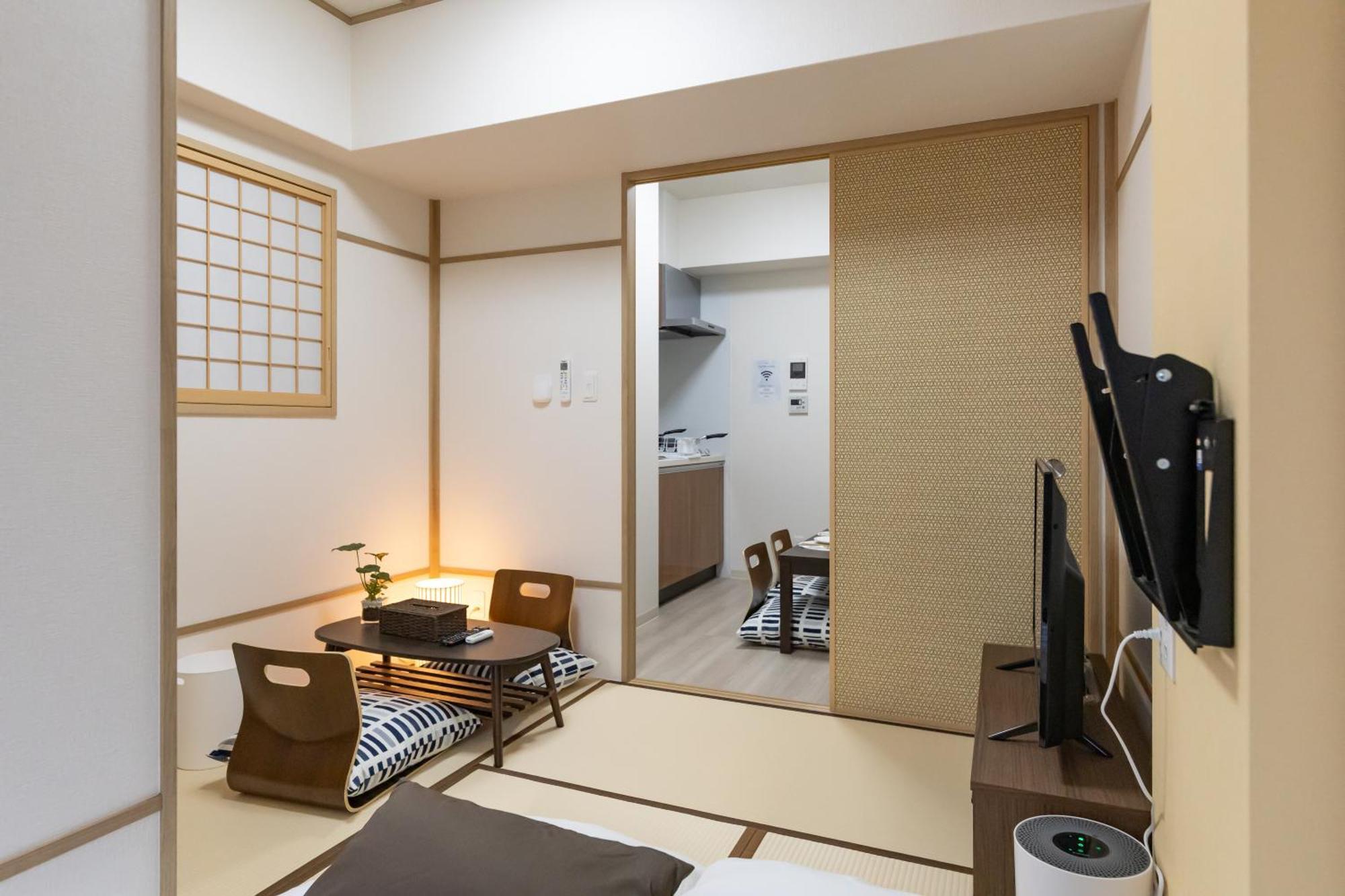 H2H Shinsaibashi Appartement Osaka Buitenkant foto