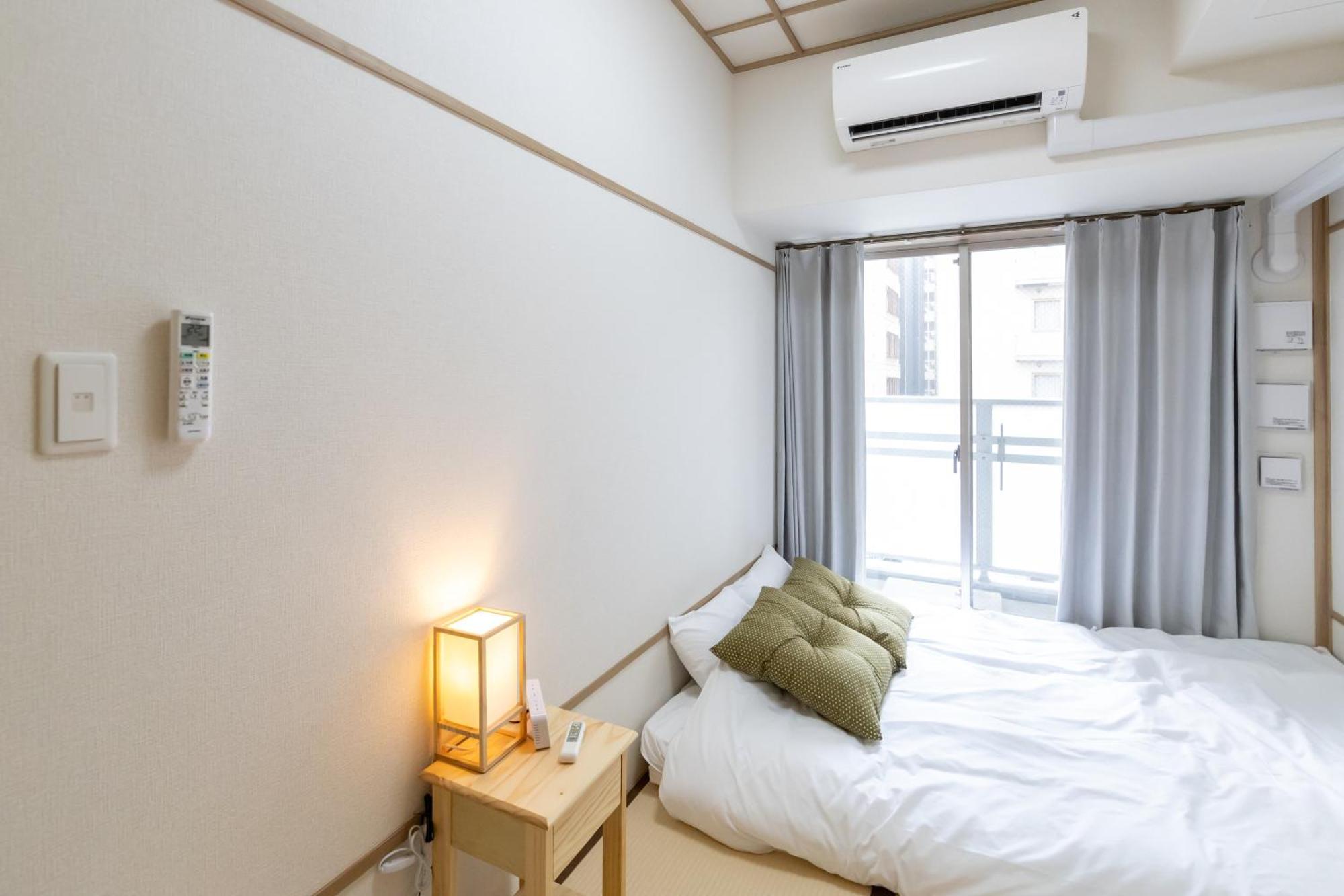 H2H Shinsaibashi Appartement Osaka Buitenkant foto